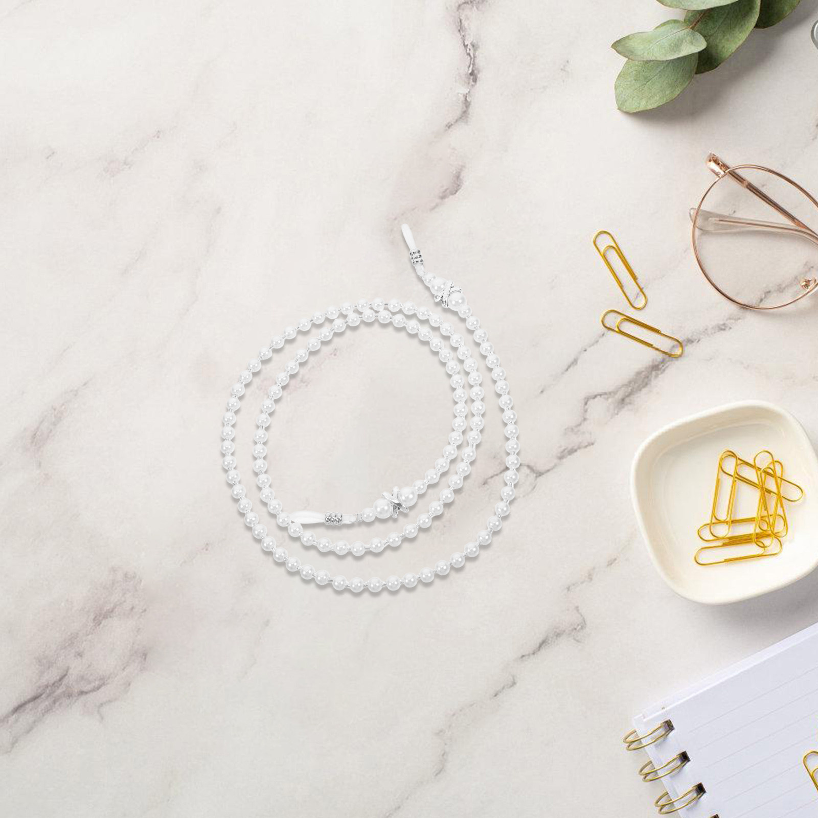 سلسلة نظارات من اللؤلؤ مضادة ل - مراجعة Mask Chain Holder وسعره